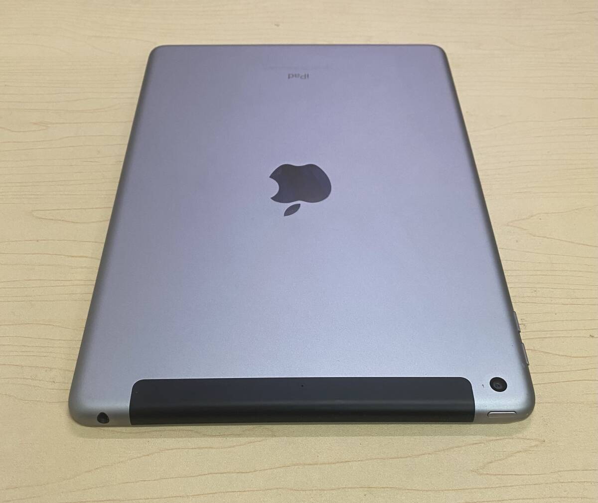 中古 動作確認済み Sim フリー iPad 第6世代 Wi-Fi+Cellular 中古 動作確認済み Sim フリー iPad 第6世代 Wi-Fi+Cellular