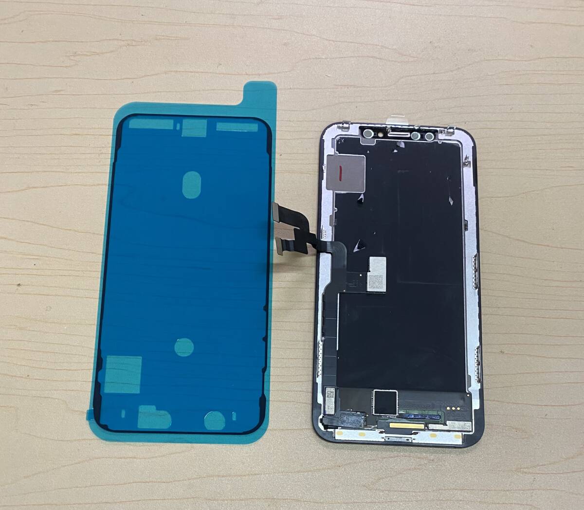 iPhone X 純正有機EL 「純正再生品」OLED フロント パネル 画面 液晶 修理 交換 、防水シール付き ジャンク1の画像3
