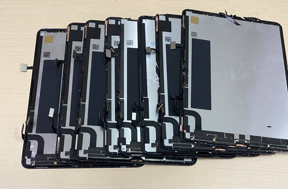 iPad フロント パネルと液晶 73枚 セット ジャンク 1円スタートの画像2