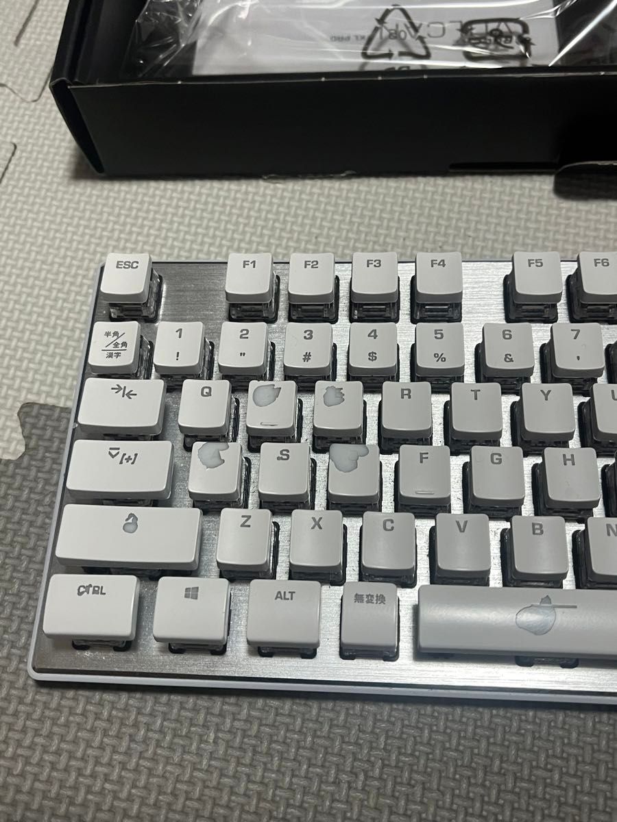 ROCCAT VULCAN TKLPRO キーボード