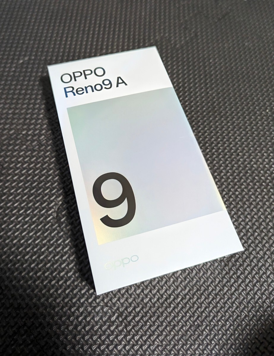 ★☆OPPO Reno9 A　ムーンホワイト　Ymobile版 SIMフリー　ワイモバイル_画像1