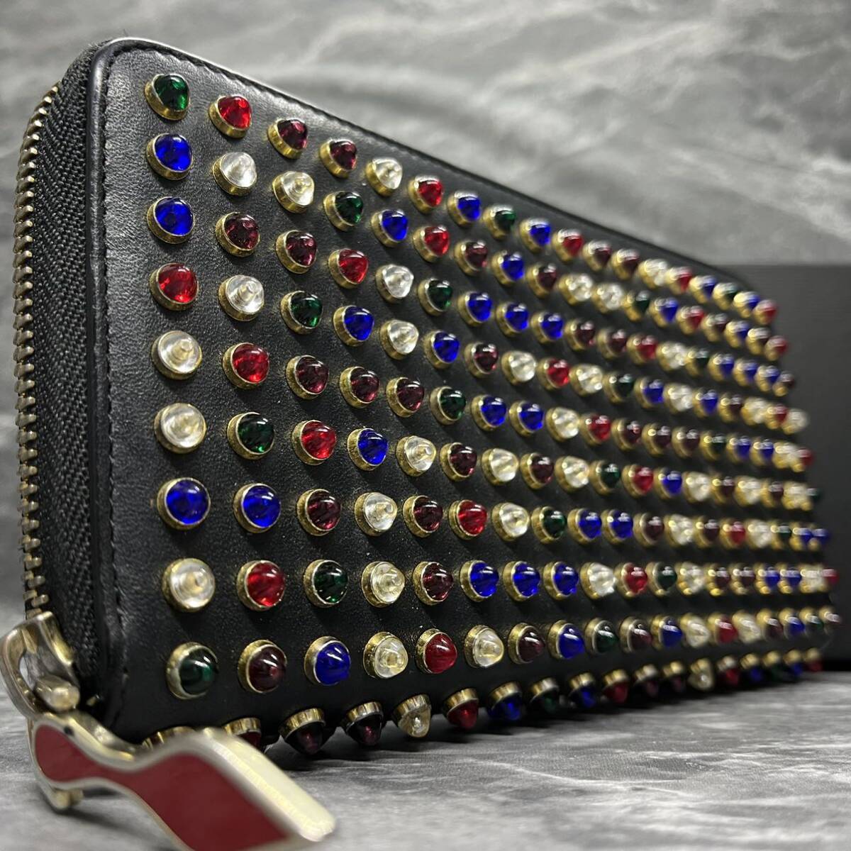 【極美品】 Christian Louboutin クリスチャンルブタン 財布 メンズ ビジネス ラウンドファスナー パネトーネ カラフル レザー 黒 ブラック_画像1