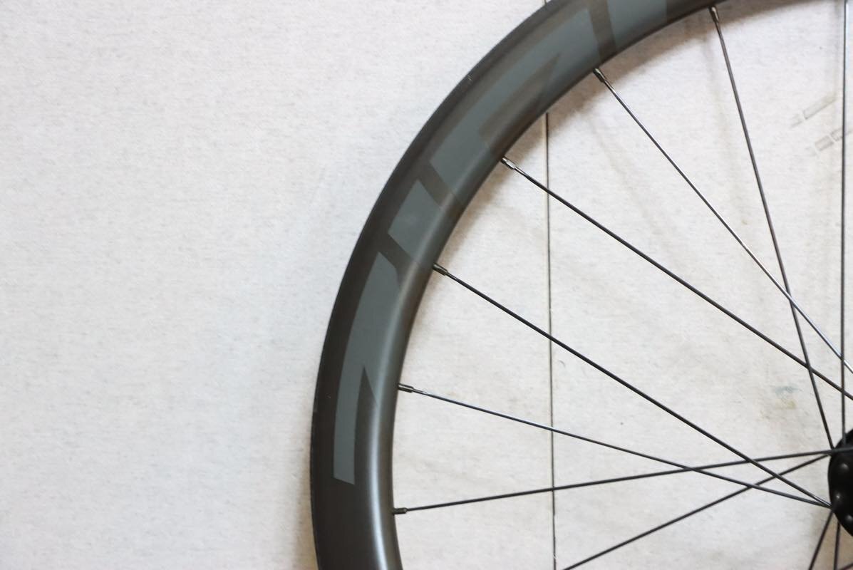 ○ZIPP ジップ 303 S DISC シマノフリー 11s対応 チューブレス フックレスリム カーボンホイールセットの画像10