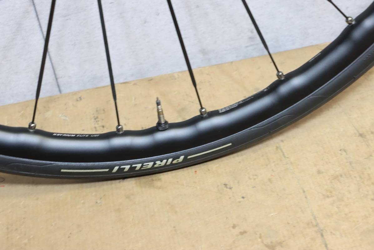 値下げ! ○MAVIC マビック KSYRIUM ELITE UST DISC シマノフリー 11s対応 チューブレス ホイールセット 美品の画像10