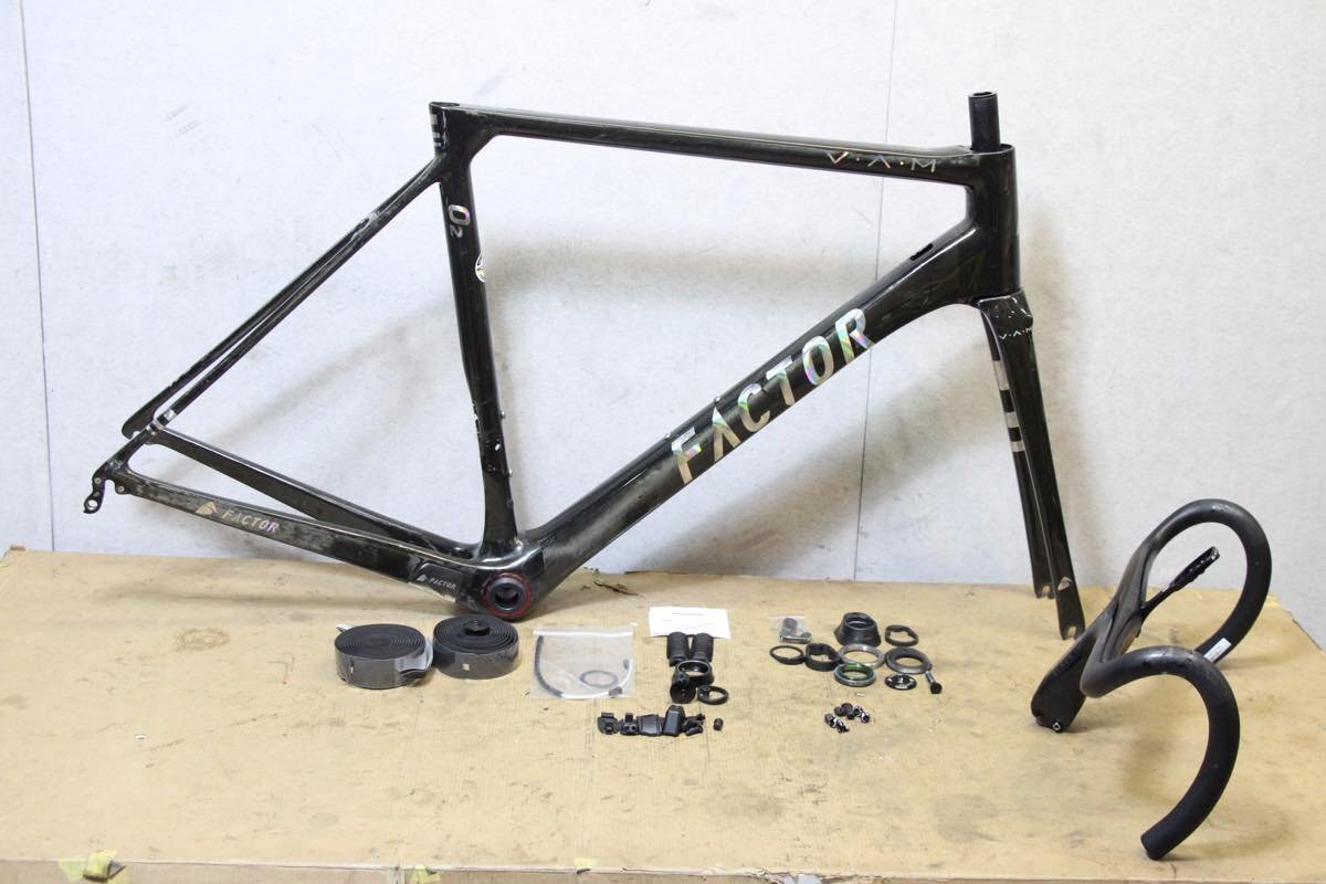□FACTOR ファクター O2 V.A.M カーボンフレーム blackincハンドル 2020年 54size