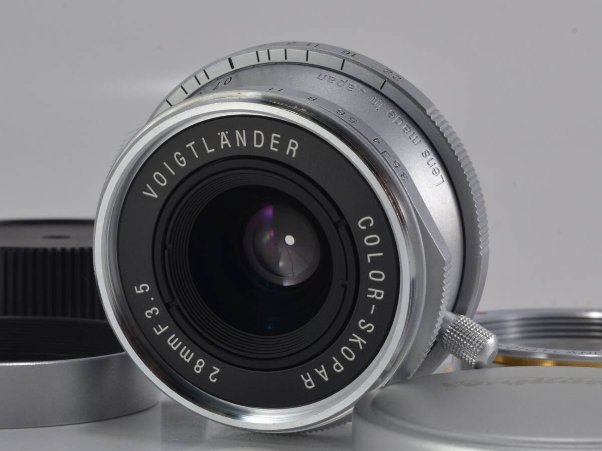 [美品] Voigtlander (フォクトレンダー) COLOR-SKOPAR 28mm F3.5 L39 Mマウントアダプター付! [保証] (52696)の画像1