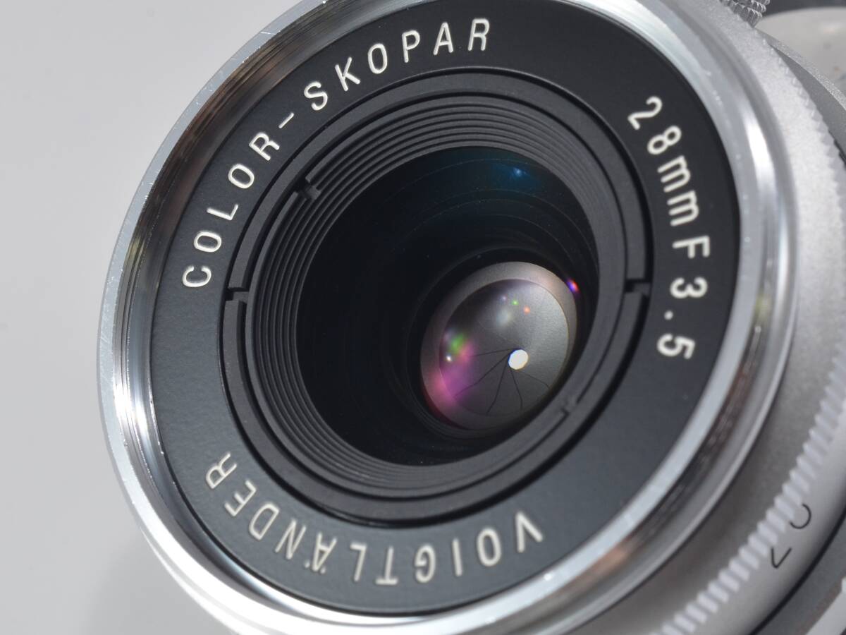 [美品] Voigtlander (フォクトレンダー) COLOR-SKOPAR 28mm F3.5 L39 Mマウントアダプター付! [保証] (52696)の画像6