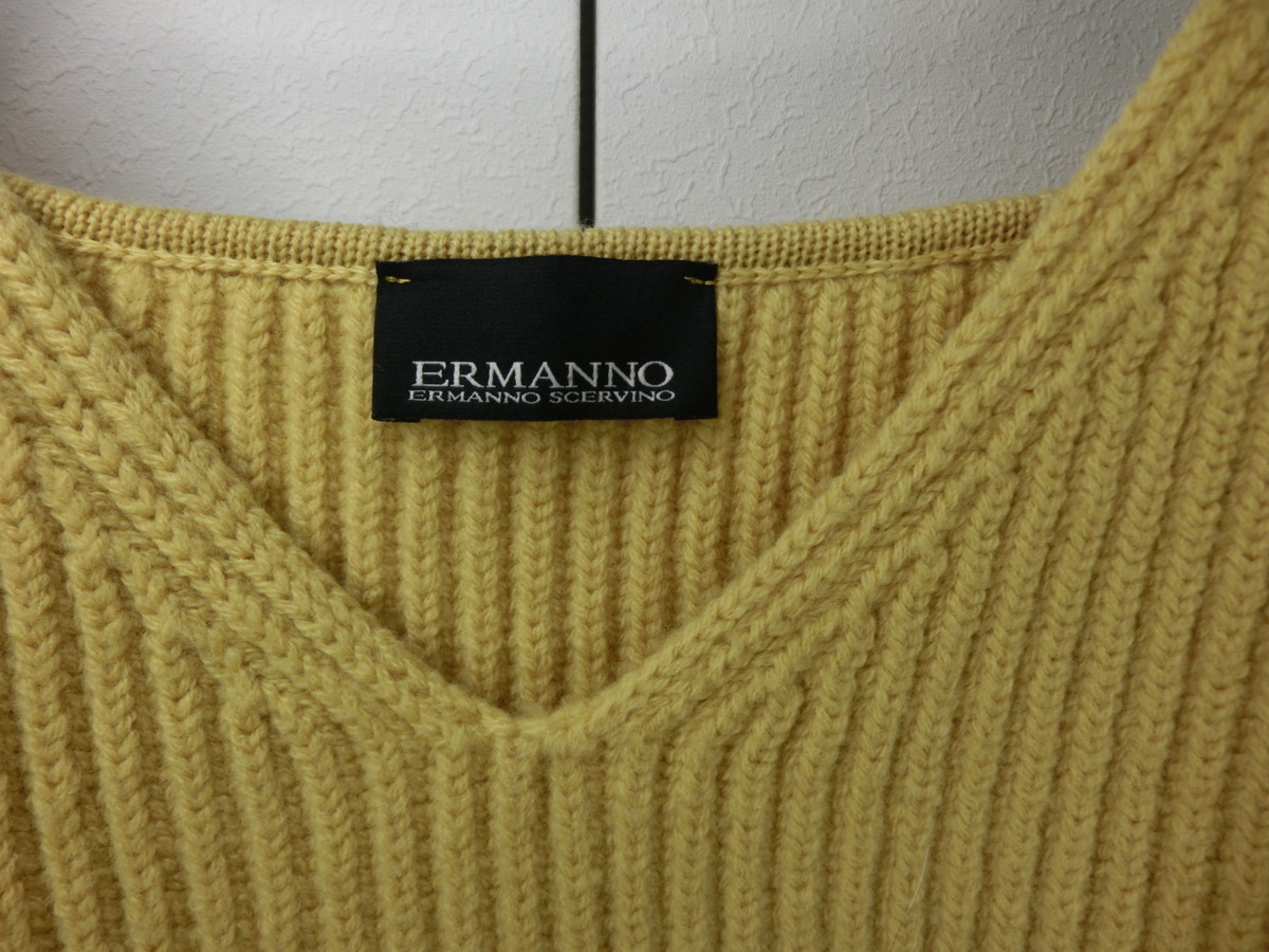 ♪美品★ERMANNO SCERVINO/エルマンノ・シェルヴィーノ(40）★ベージュ×ネイビーバイカラータンクトップベルト付きニットベスト_画像3