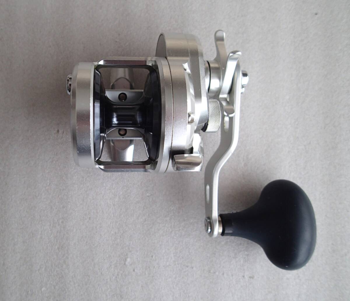 # Shimano osi scad ga-1500HG ②