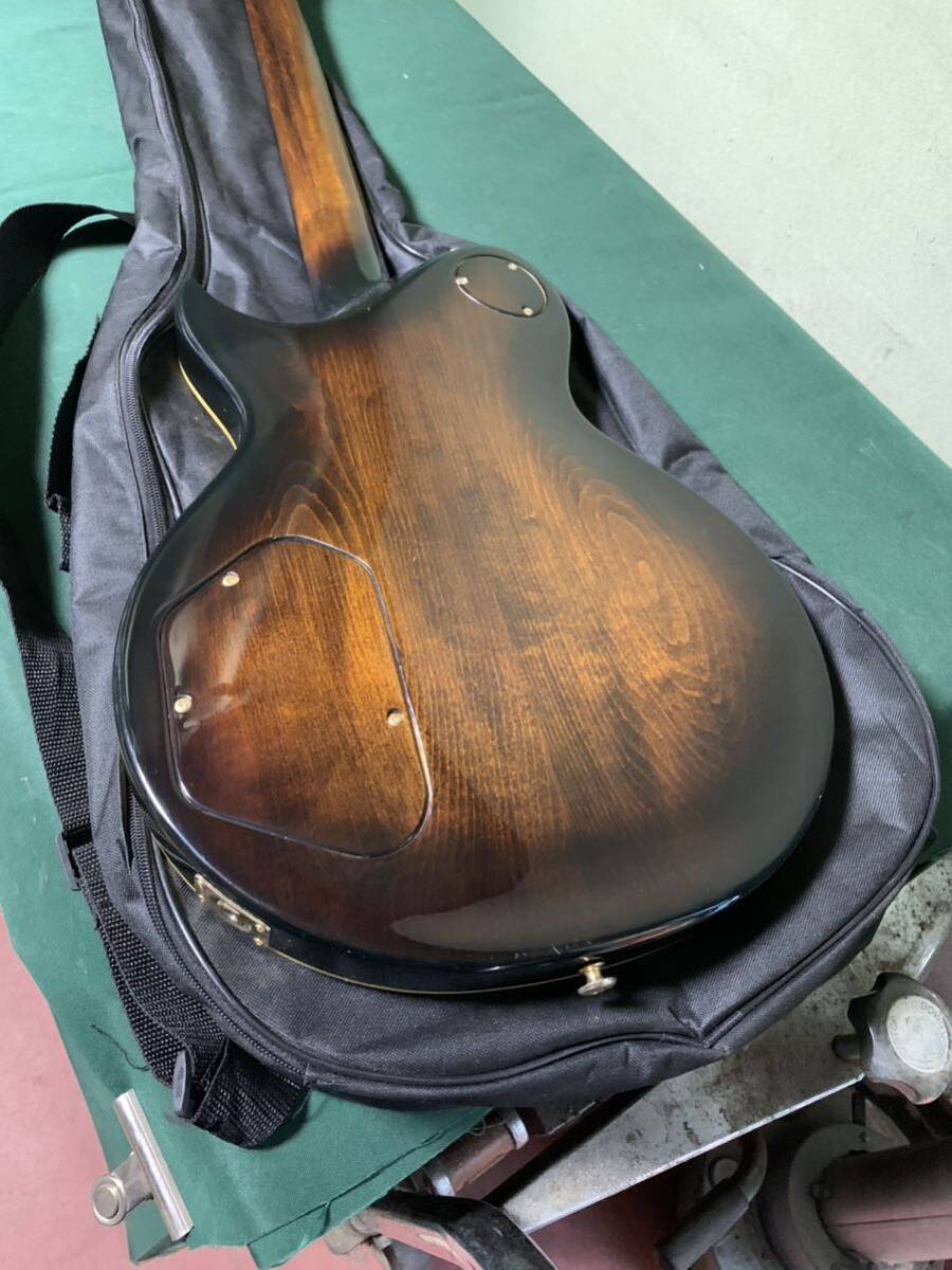 楽器祭 Aria pro2 アリア プロⅡPE-R80 エレキギター ケース付 赤系 音楽 楽器 ジャパン ヴィンテージ 中古品 の画像5