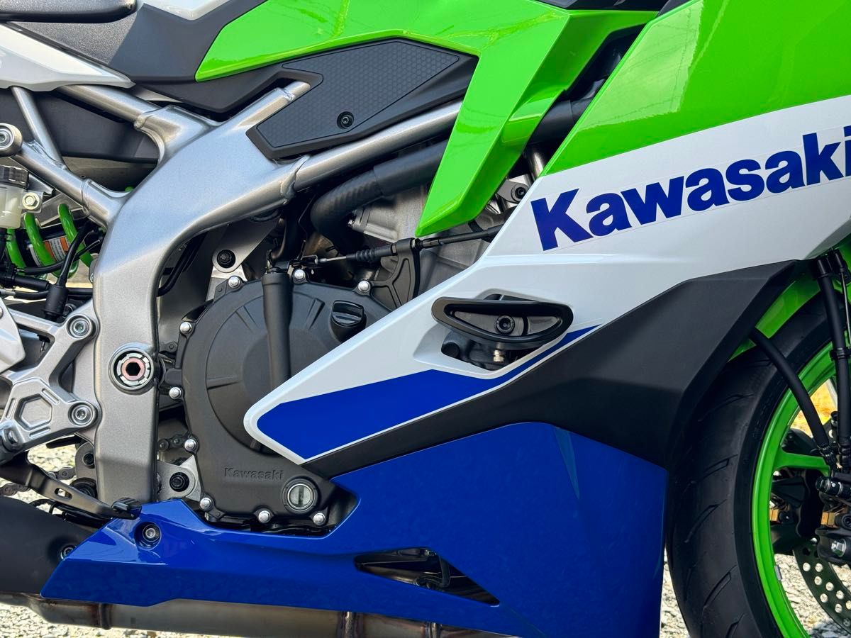 ZX-25R ZX-4R フレーム スライダー エンジン ガード カウル スライダー カワサキ KAWASAKI ヨシムラ タイプ