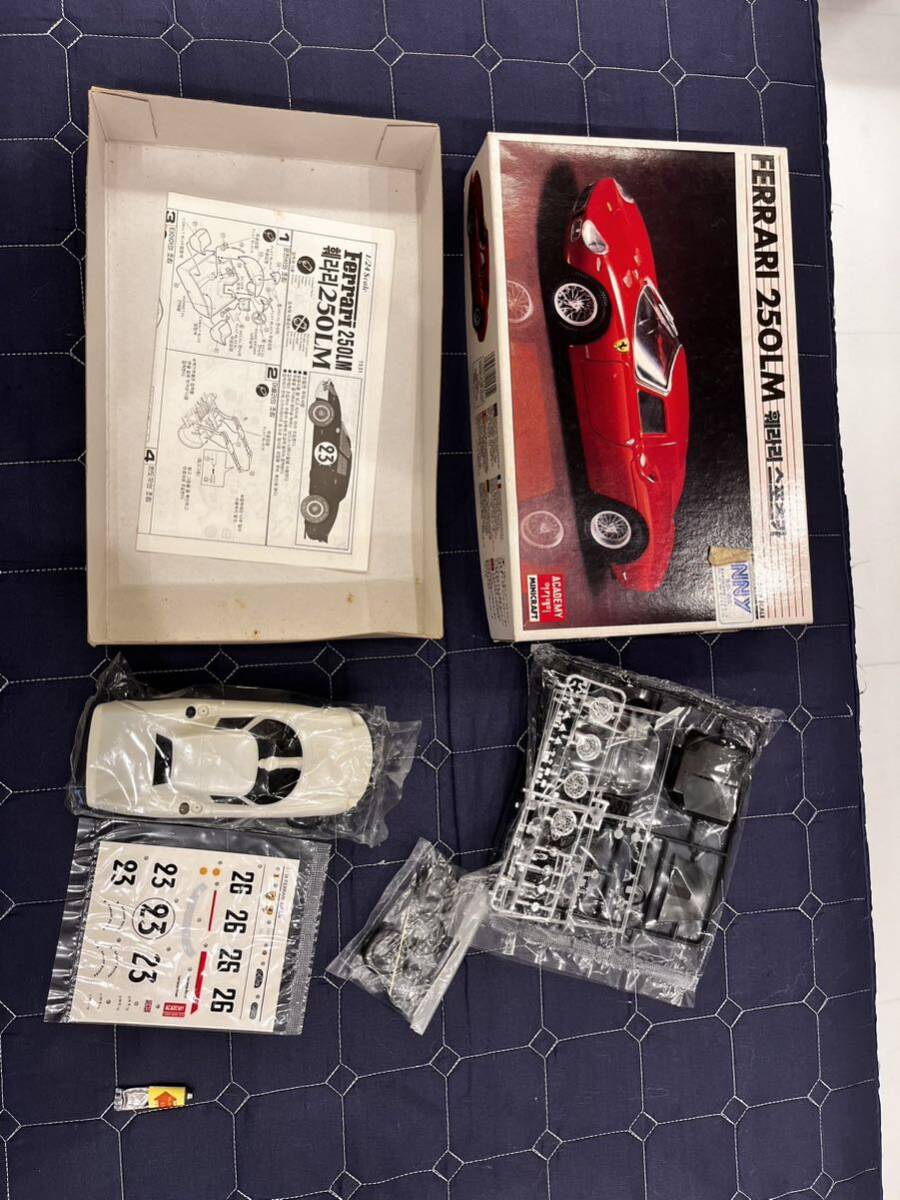 プラモデル フェラーリ 250LM サニー アカデミー ferrari ACADEMY  MINICRAFT SUNNY の画像2