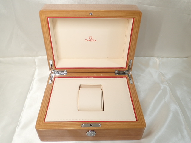 4254[T]OMEGAオメガ/純正ボックス 空箱 木製 腕時計保管箱
