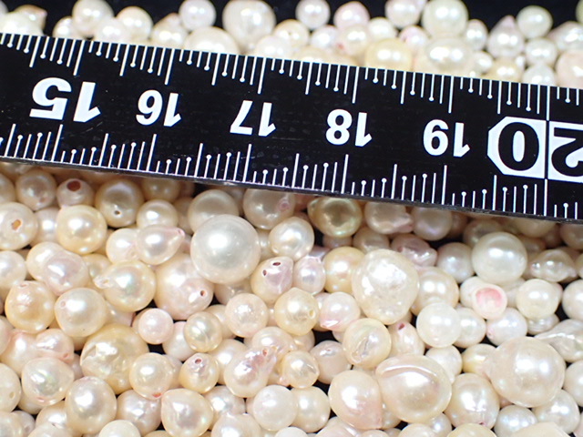 4282[T] accessory material! pearl / pearl / loose * both hole /ba lock / round / baby pearl / white * pink * gold group / weight 526g!