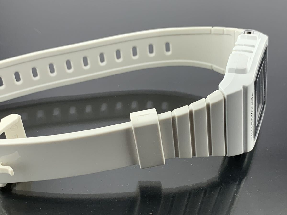 [A1304]1円～☆メンズ腕時計 デジタル アラームクロノCASIO カシオ W-215H動作品の画像8