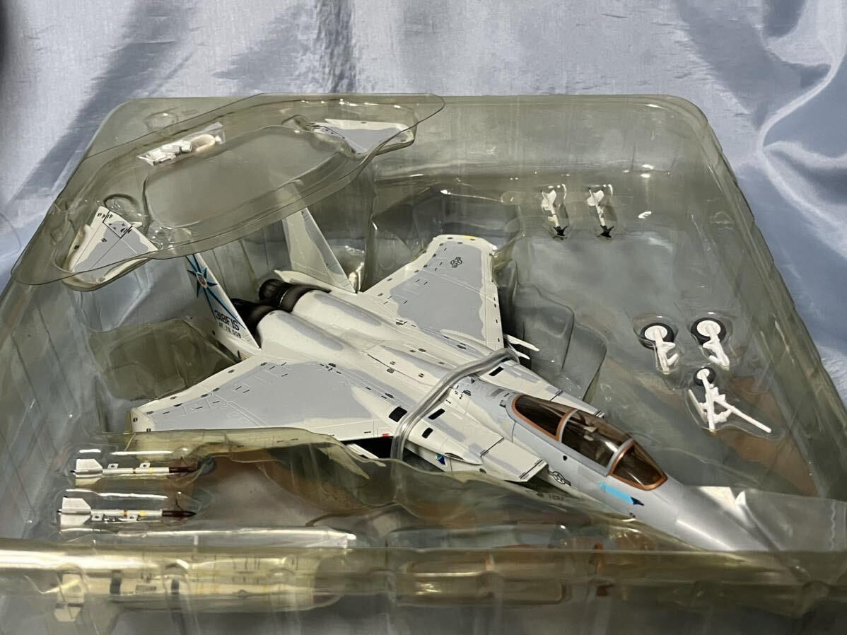 ドラゴンウィングス製  F-15A イーグル  US エアフォース   1/72の画像1