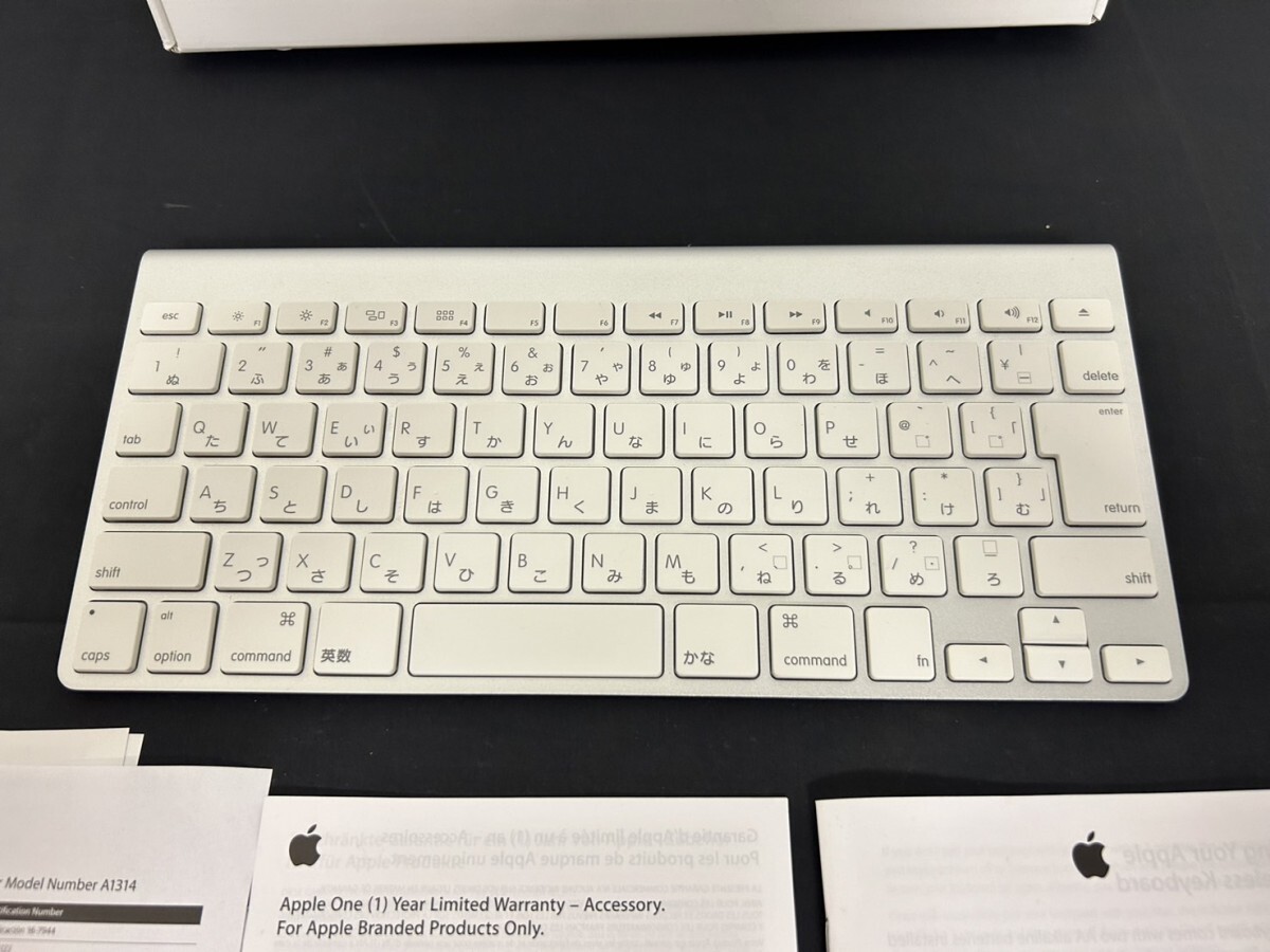 美品 A1 Apple アップル A1314 MC184J/B 純正ワイヤレスキーボード 元箱付 現状品の画像3