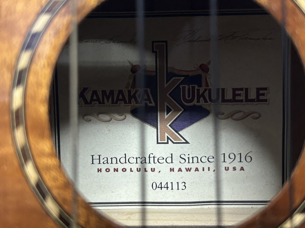 ほぼ未使用　極美品　A1　kamaka ukulele　カマカ　ウクレレ　HB-2D　ハードケース付き　弦楽器　現状品_画像6