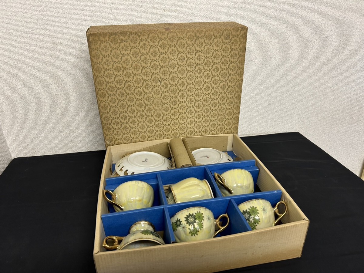 A2 VIOLET カップ＆ソーサー 5客 シュガーポット コーヒーカップ 元箱付 洋食器 現状品の画像1