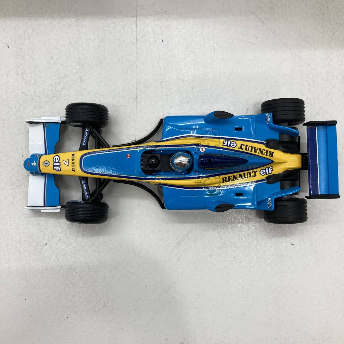 【1円～】DigiQ Formula(デジキューフォーミュラ) ラジコン Renault F1 R23 スターターセット DF116S【中古品】の画像3