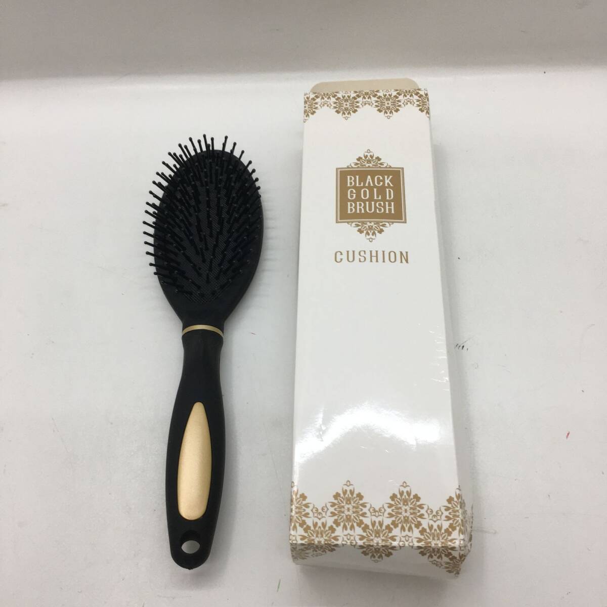 【1円～】BLACK GOLD BRUSH ブラック ゴールド クッション BG-16K02 ブラシ【中古品】の画像1