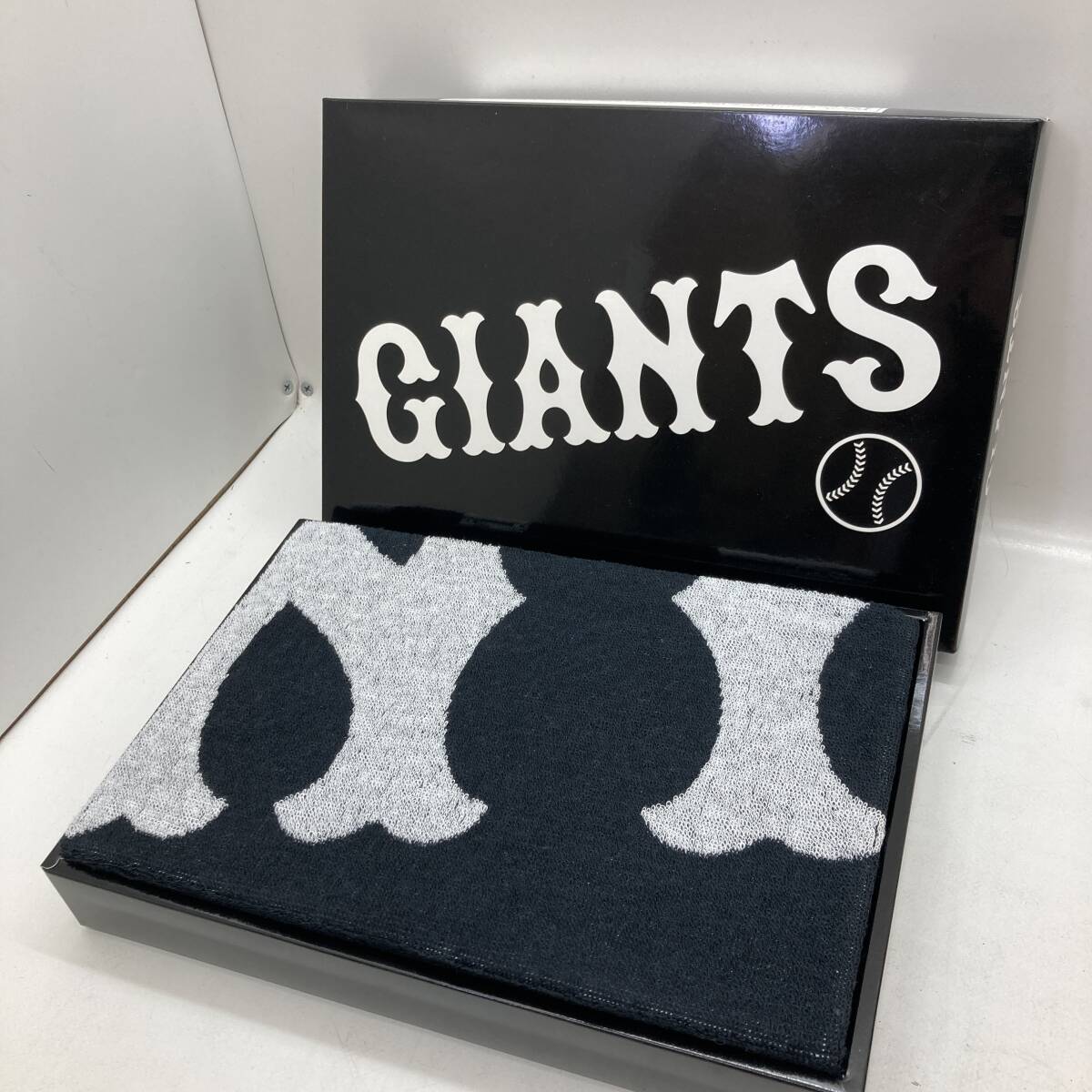 【１円～】ジャイアンツ タオル 3点 まとめ売り 非売品 箱入り スポーツタオル ジャビット君 プロ野球 GIANTS 読売新聞【中古品】 の画像4