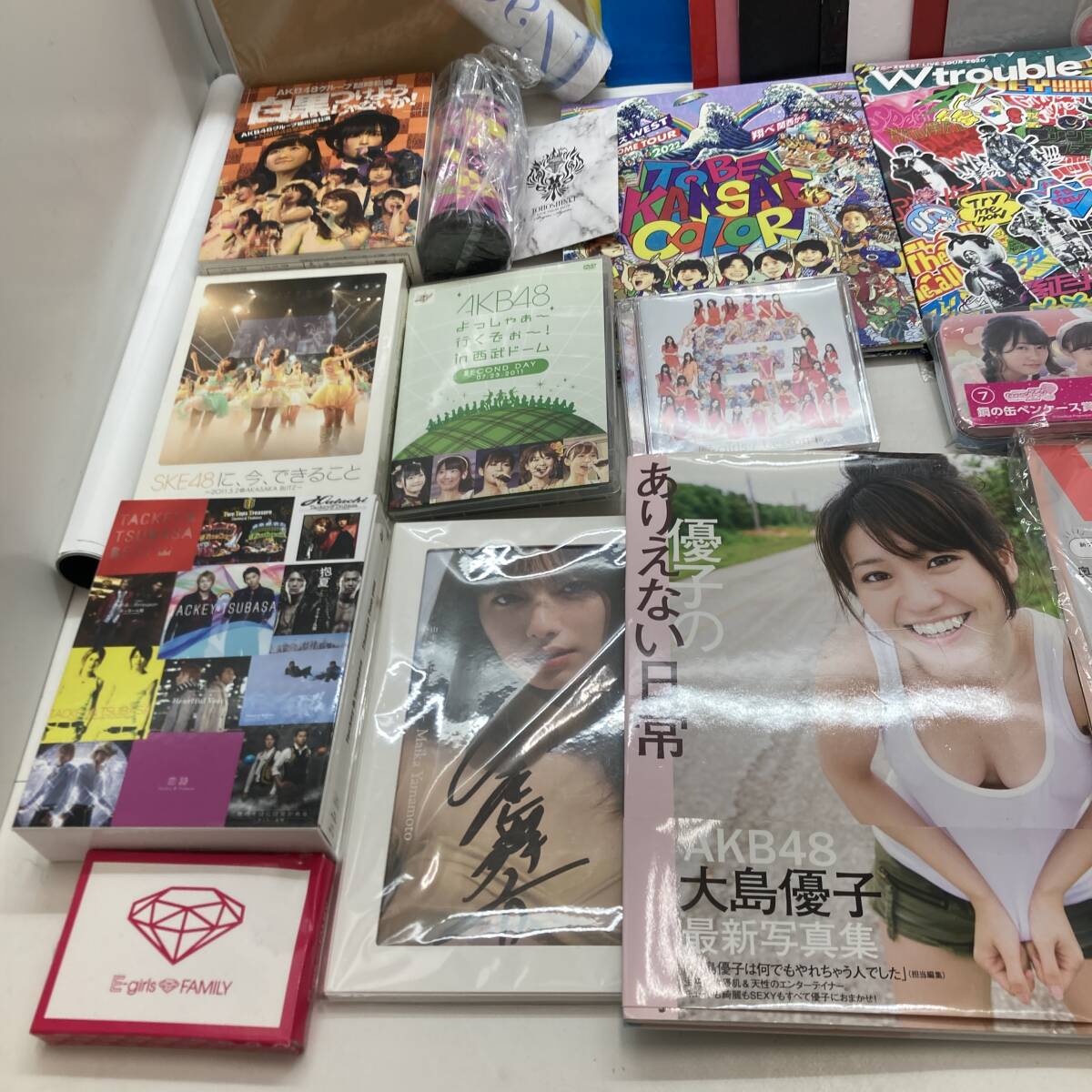 【１円～】グッズ まとめ売り アイドル TOHOSHIKI AKB48 タキツバ ももクロ ジャニーズ WEST DVD 写真集 2PM ボイスプラス 本【中古品】の画像6