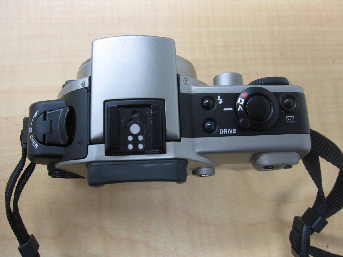 ★☆キャノン Canon EOS IXE カメラ レンズ CANON ZOOM LENS EF 75-300mm 1:4-5.6Ⅱ / EF 35-80mm 1:4-5.6Ⅲ☆★の画像2