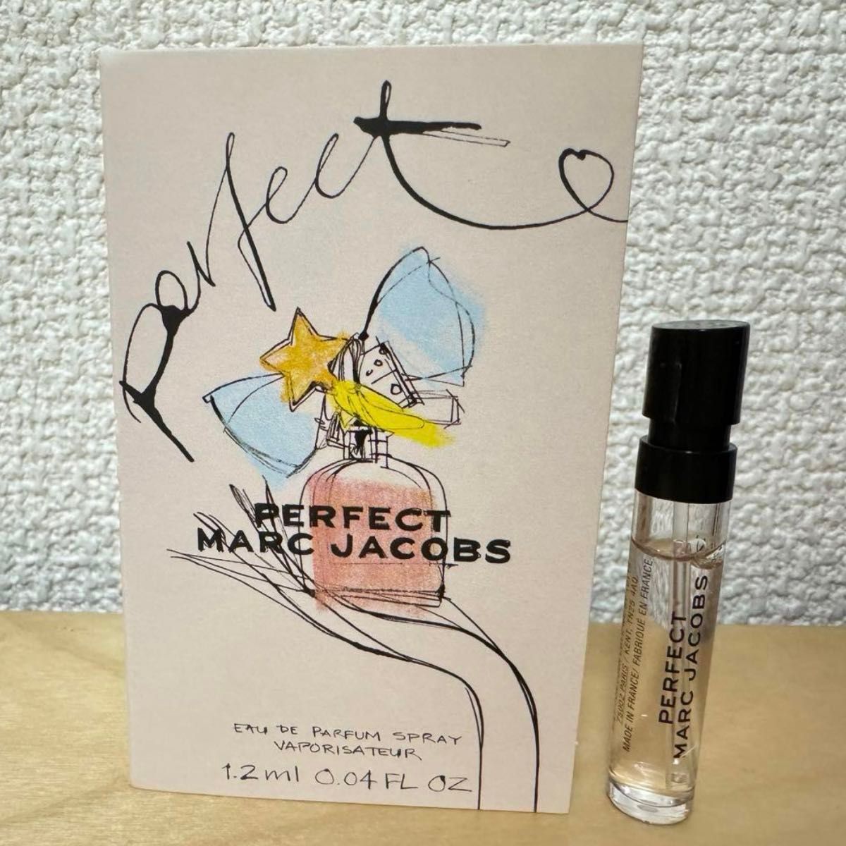 【新品】MARC JACOBS PERFECT オードパルファム　サンプルマークジェイコブス　パーフェクト　1.2ml