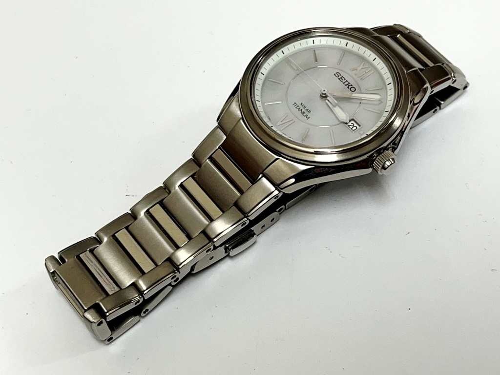 ☆SEIKO/セイコー SOLAR TITANIUM V145-0BA0 メンズ腕時計《現状稼働品/未使用？》☆ の画像2