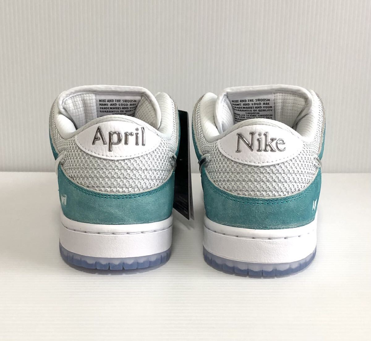 新品 送料込 NIKE SB×APRIL SKATEBOARDS DUNK LOW PRO QS US10 新品 送料込 NIKE SB×APRIL SKATEBOARDS DUNK LOW PRO QS US10