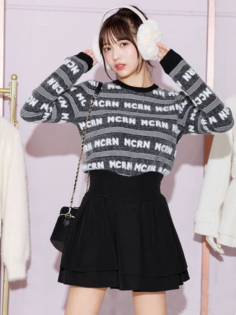 ミシェルマカロン 殿堂入り 美脚になれるスカート ブラック M ミシェルマカロン 殿堂入り 美脚になれるスカート ブラック M