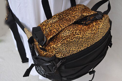 BIG BAG CO. OASIS FANNY PACK big bag Company or sisfa knee pack ku-ga- new goods convenience leopard print 