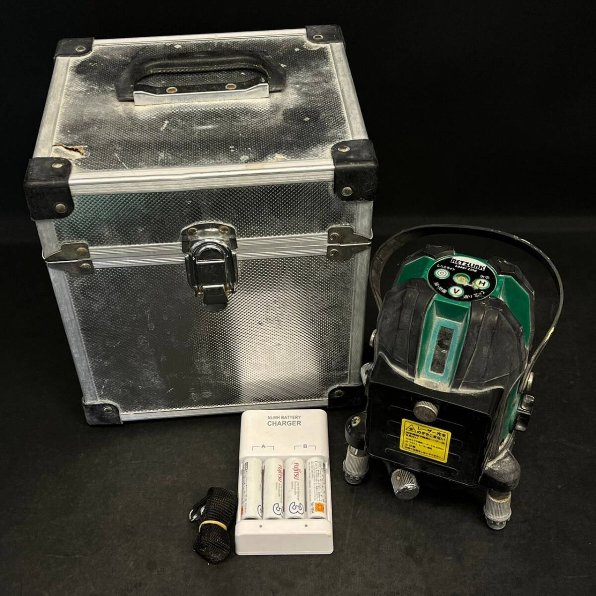 BCd170R 80 RETZLINK RZ-LXG5 Laser Line レーザーライン 墨出器 4V1H地墨 乾電池式 グリーンレーザー ケース付き 工具 測定器の画像1