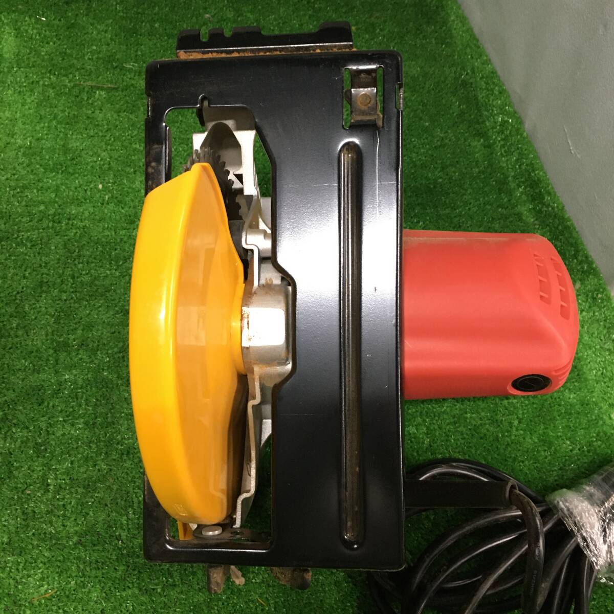 ♪ リョービ RYOBI 丸ノコ 190mm W-1900 2014年製 電動工具 木工用 切断機 DIY用品 21-007の画像5