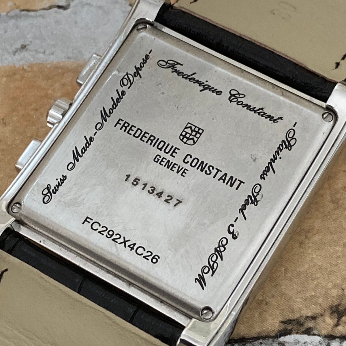 ◆稼働◆美品◆ FREDERIQUE CONSTANT フレデリック・コンスタント パスエイション カレ クロノグラフ FC292X4C26 メンズ腕時計の画像3