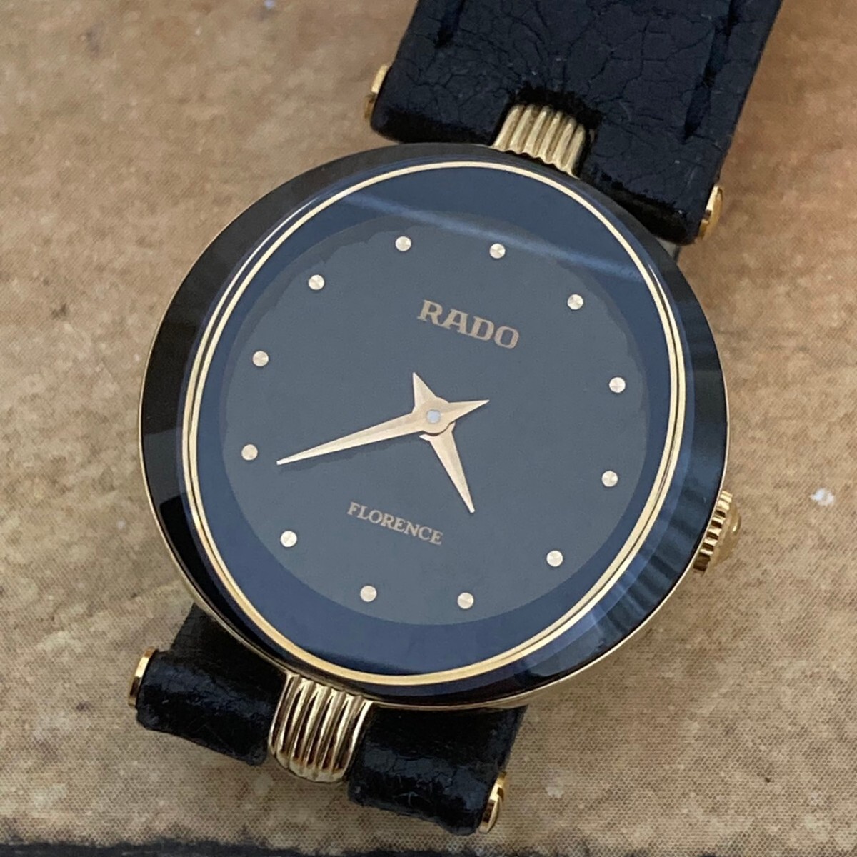 ◆稼働◆良品◆ RADO ラドー 153.3695.2 フローレンス 純正尾錠 黒文字盤 クォーツ レディース腕時計の画像1