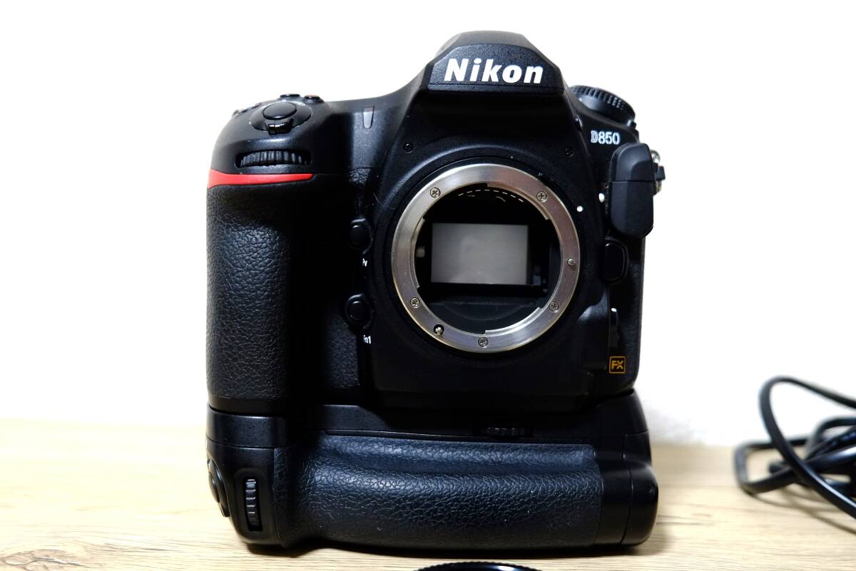 NIKON D850 (落下)ジャンク品_画像3