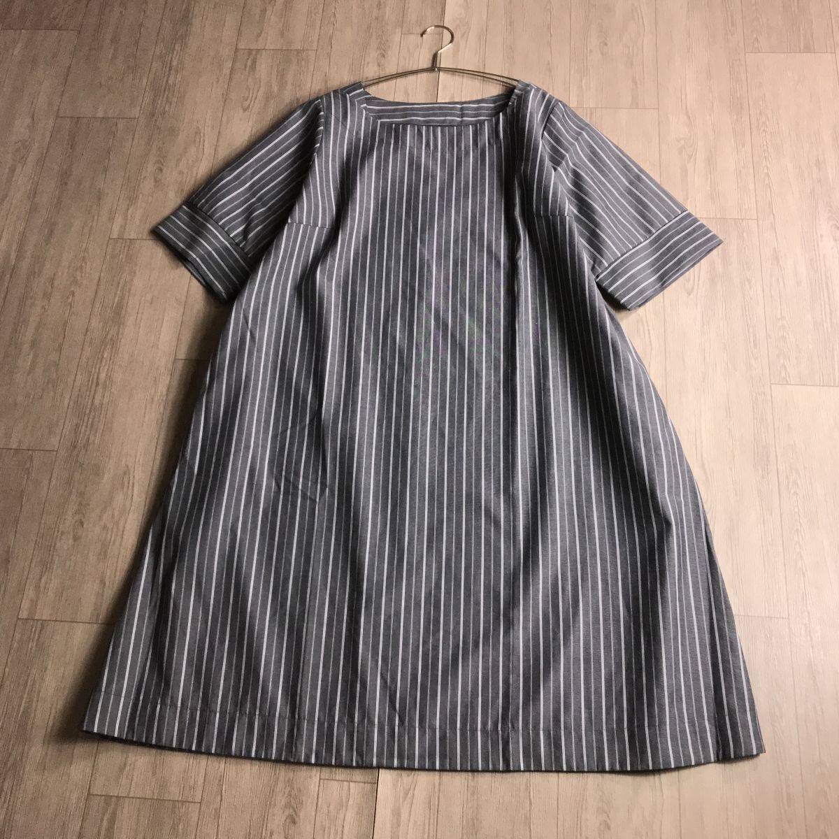 100円スタート♪ cecile セシール　ストライプ　ゆったり　体型カバー　ワンピース　大きいサイズ　4L_画像1