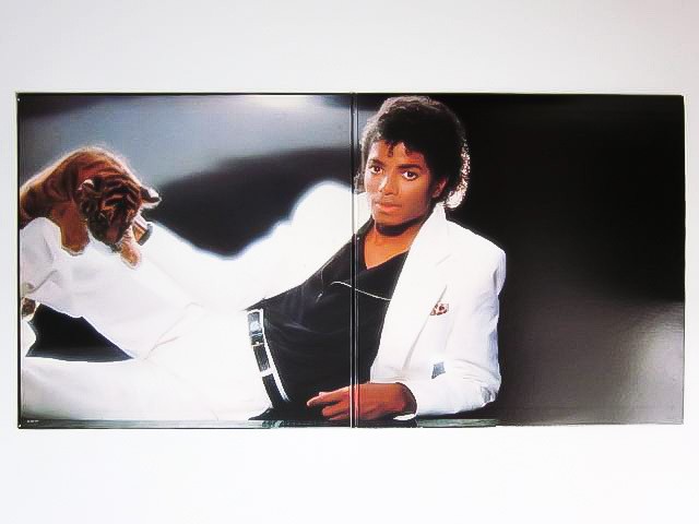【即決】LP レコード 【1982年 日本盤 / 解説ライナー ブックレットポスター付き】MICHAEL JACKSON マイケル ジャクソン THRILLER スリラーの画像2