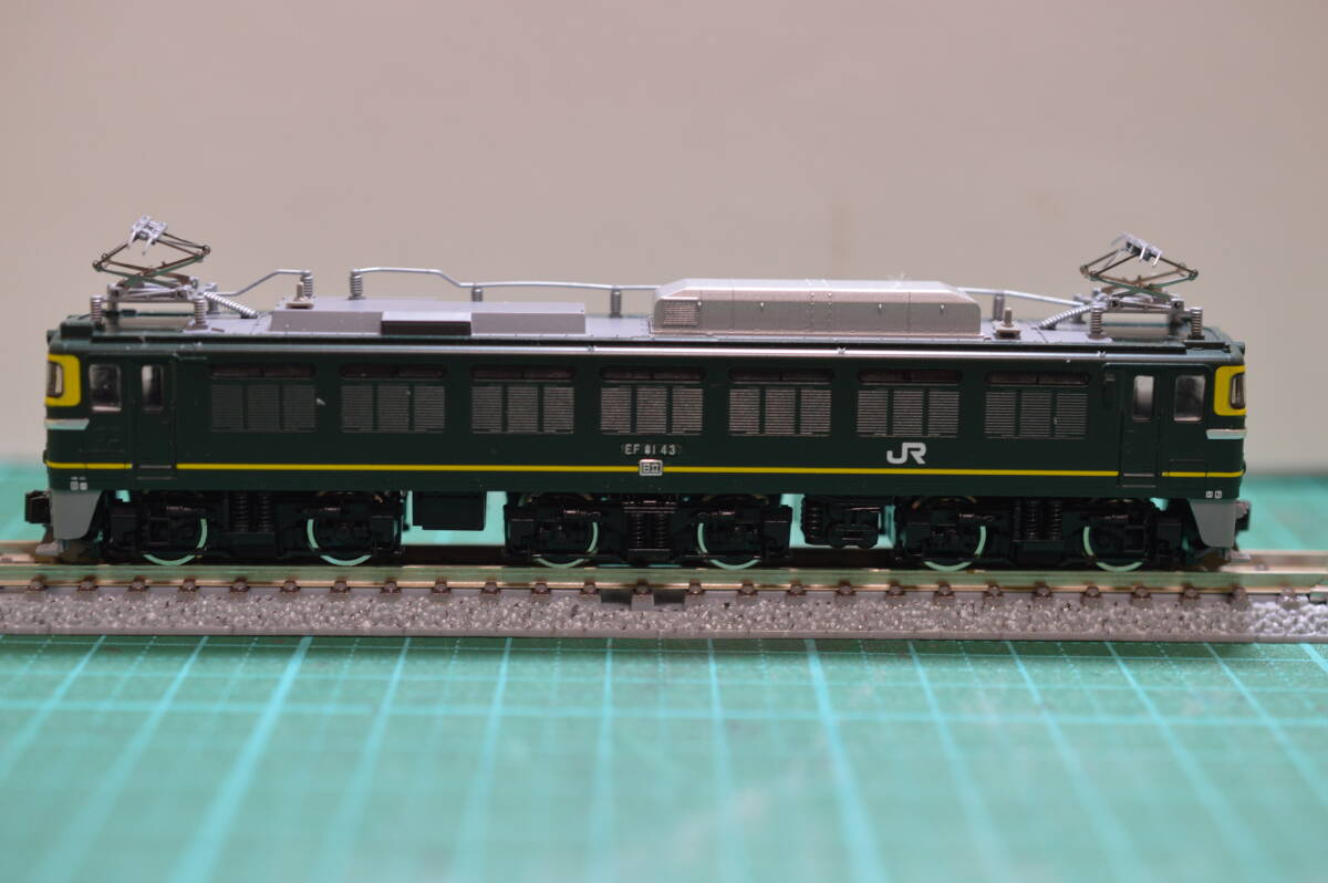 TOMIX JR EF81形電気機関車（トワイライトカラー）（92240）ばらし品 中古品 Nゲージの画像1