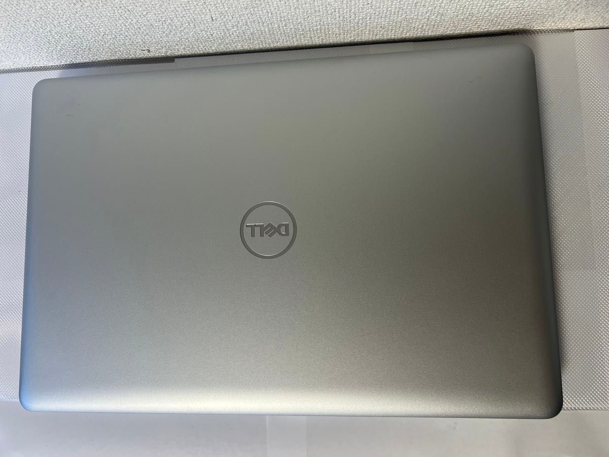 DELL Inspiron 3780 Core i7 8565U 1.8GHz/8GB/512GB(SSD)/Multi/17.3