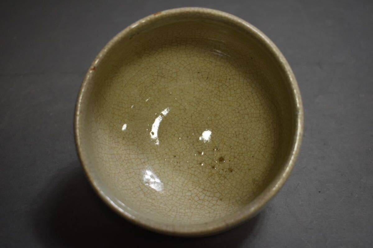 【英】A861 時代 李朝青白磁茶碗 中国美術 朝鮮 韓国 高麗 李朝 器 食器 骨董品 美術品 古美術 時代品 古玩_画像7