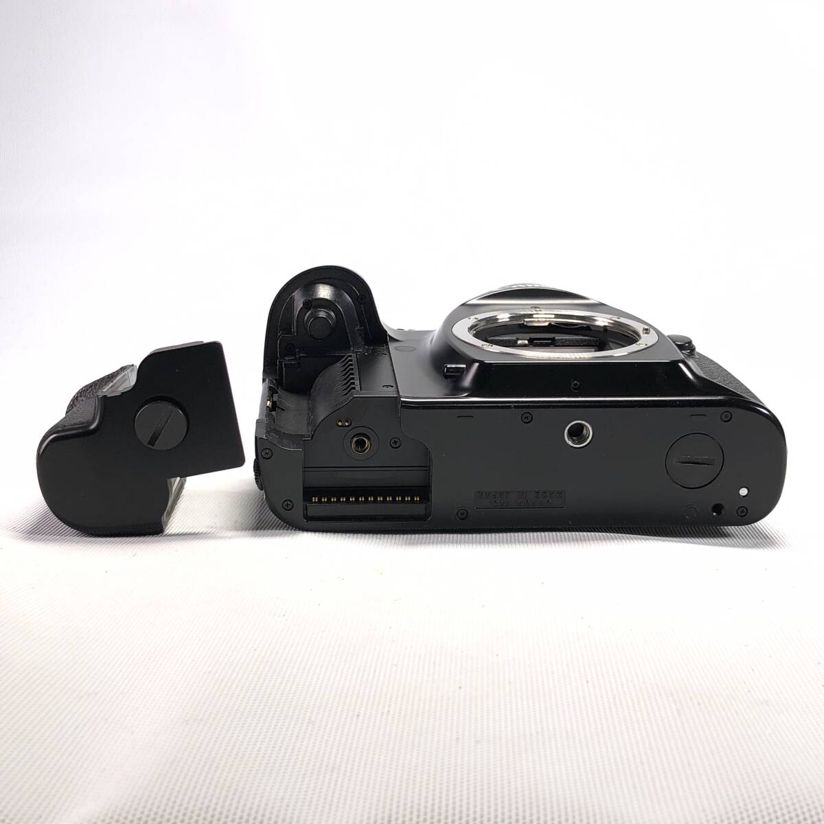 Canon EOS-1N ボディ キヤノン フィルム 一眼レフ カメラ 並品 24D ヱOA4aの画像9