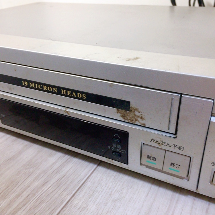 動作品 ビデオデッキ VC-HF930 SHARP シャープ VHS ビデオカセットレコーダー 2000年製 昭和レトロ レアの画像4