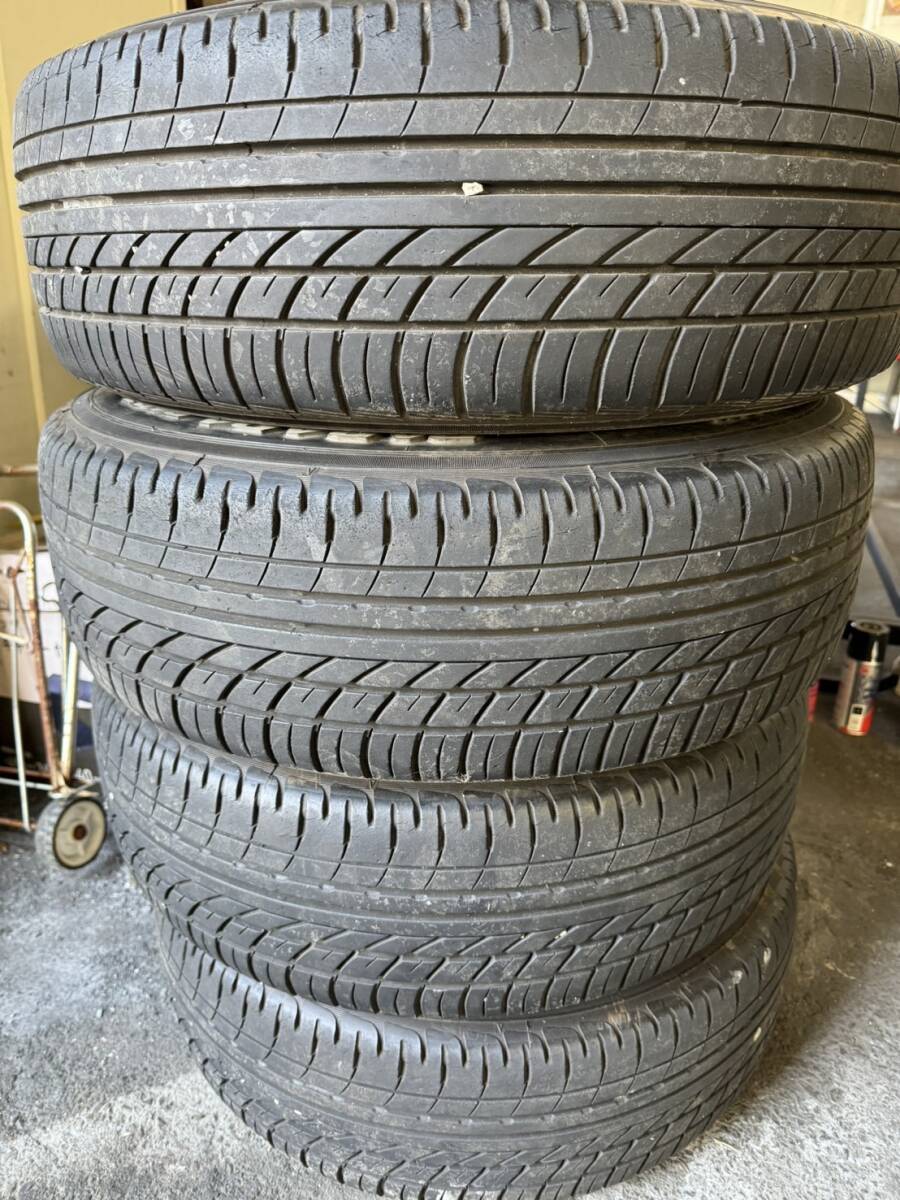 200系ハイエース MTS17インチ 215/60R17の画像6