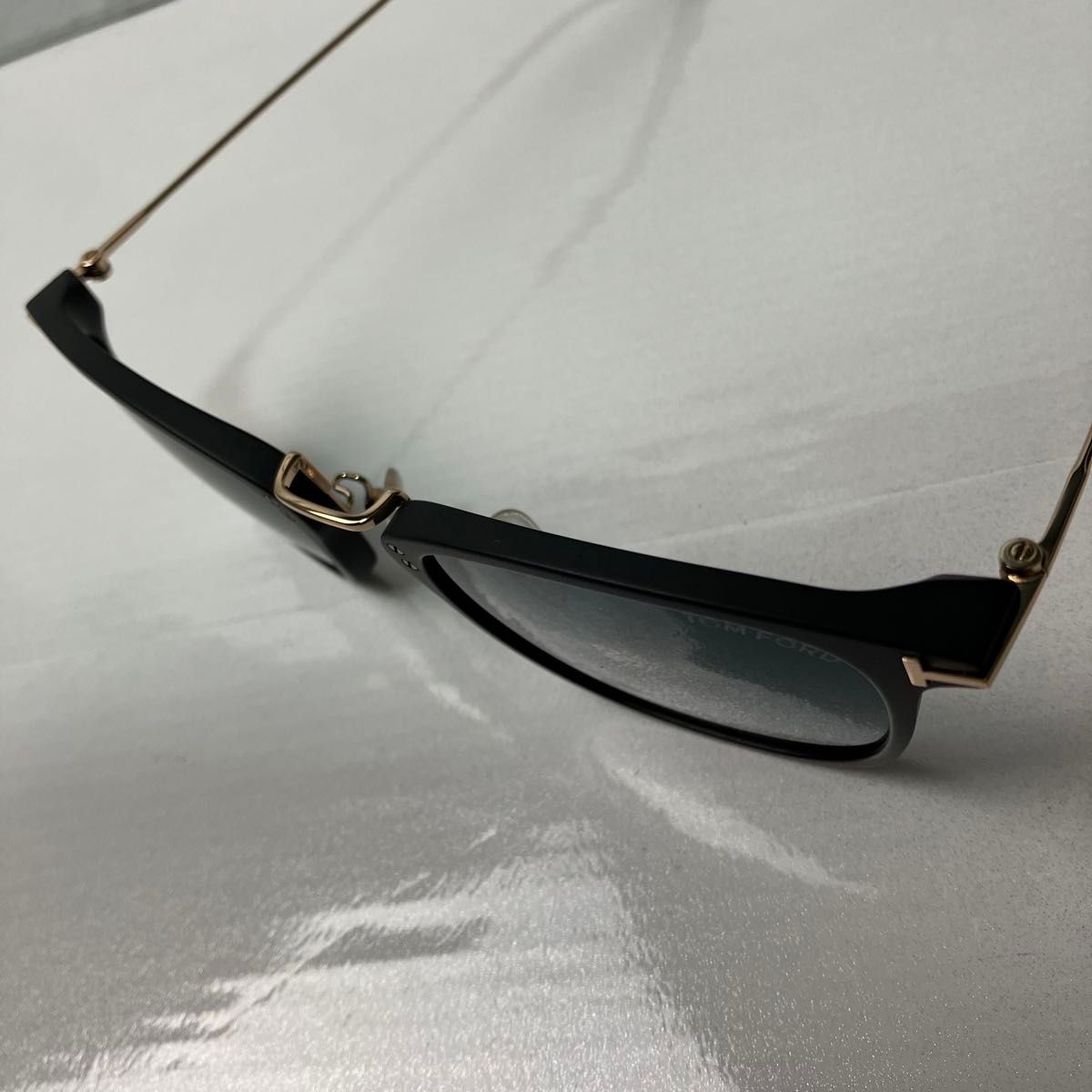 希少 TOM FORD トムフォード サングラス 朝倉未来 着用モデル 希少 TOM FORD トムフォード サングラス 朝倉未来 着用モデル