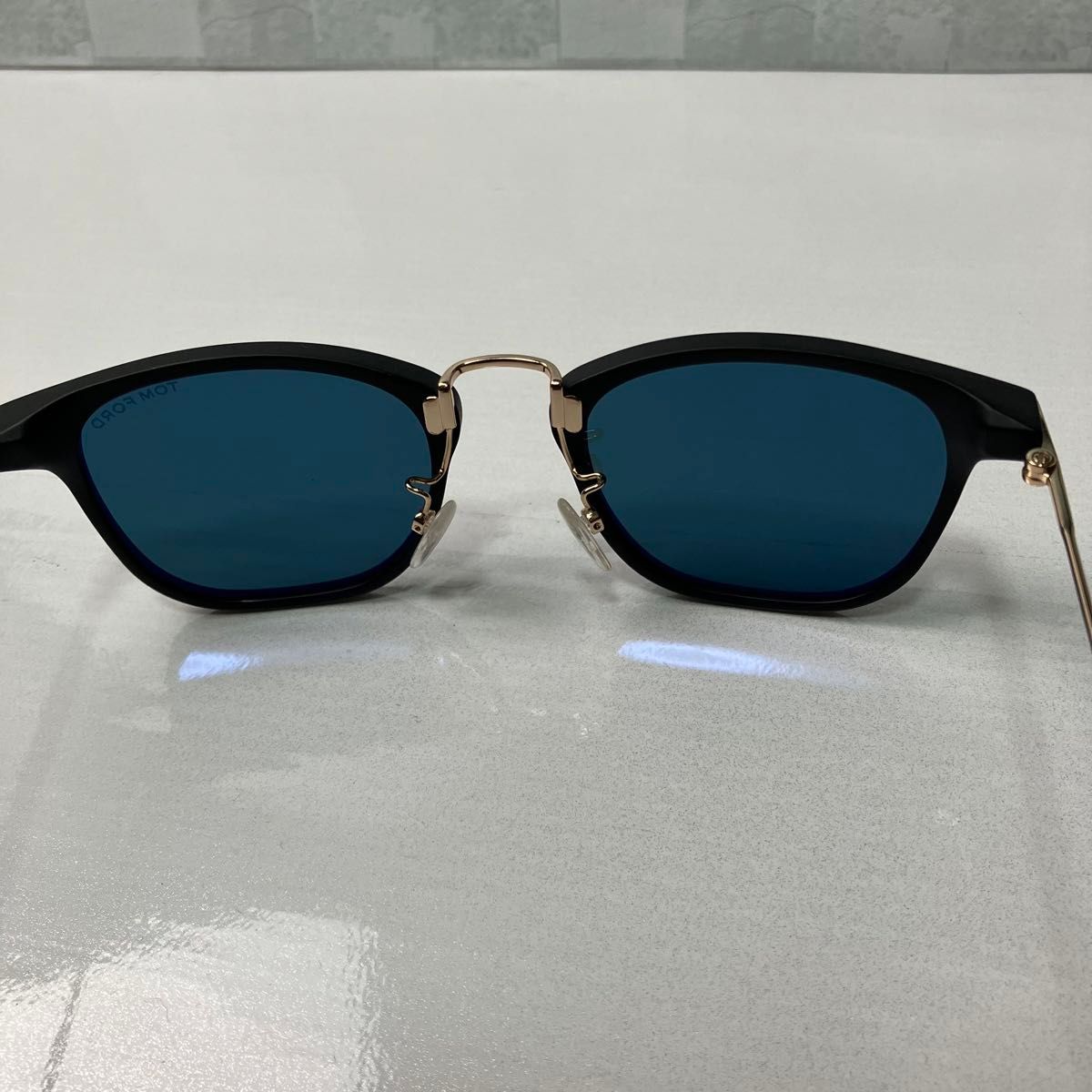 希少 TOM FORD トムフォード サングラス 朝倉未来 着用モデル 希少 TOM FORD トムフォード サングラス 朝倉未来 着用モデル