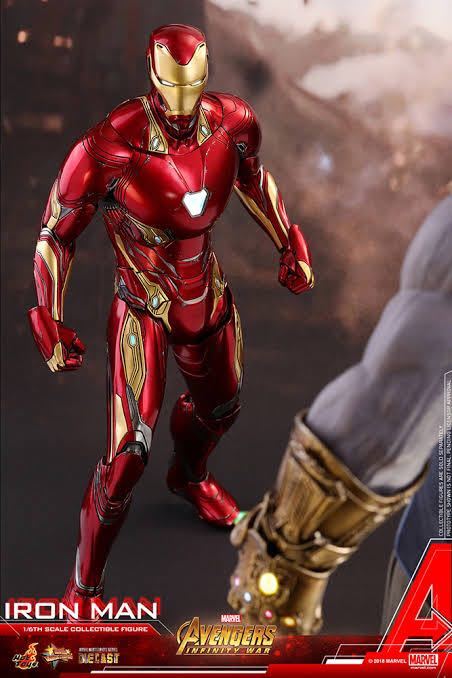  новый товар, нераспечатанный. бесплатная доставка! hot игрушки Ironman Mark 50 Avengers 