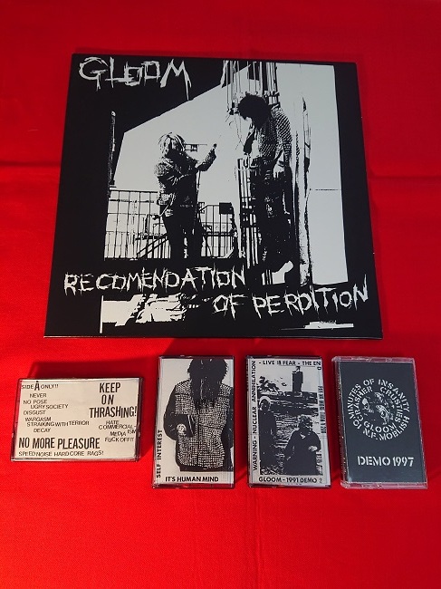 【美品LP+RAREカセット4本】GLOOM/RECOMENDATION OF PERDITION LP/GISM.GAUZE.SWANKYS.FRAMTID.FRIGORA.DISCLOSE.DISCHARGE.CONFUSE.の画像1